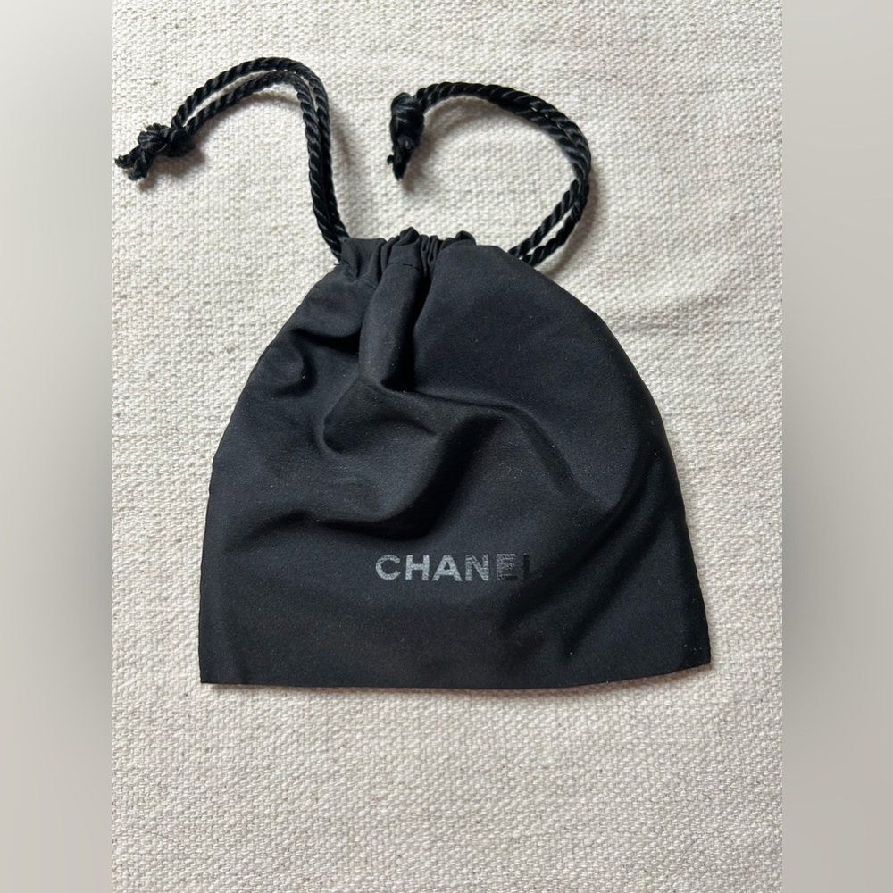 Chanel jewelry pouch 5.5 x 5.5